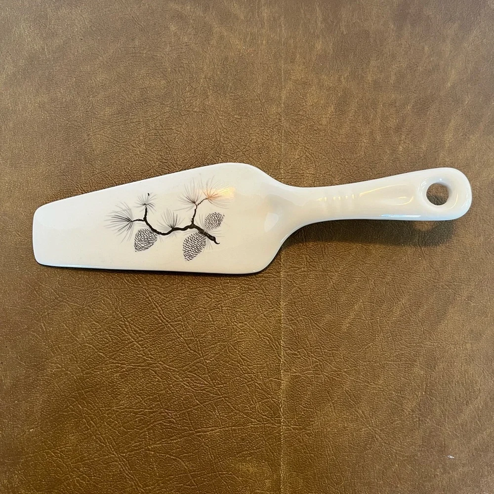 Vintage Harker Pinecone Solid Ceramic Pie/Cake Server 1950s